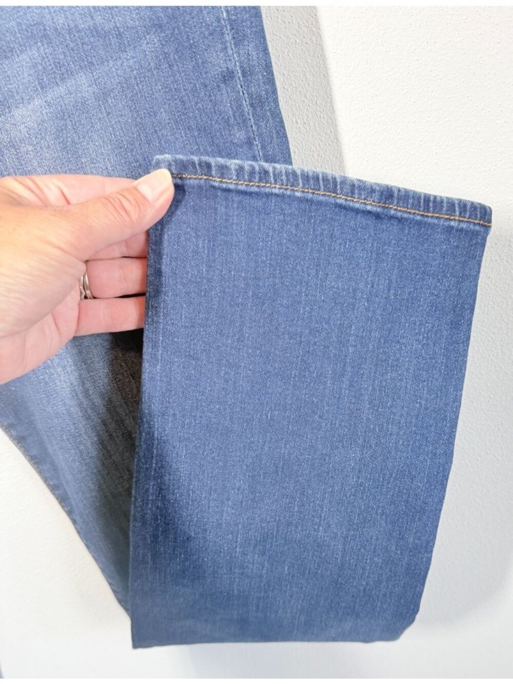 Kut From The Kloth Catherine Boyfriend Jeans Size 12 Stretch Cropped Casual - Picture 9 of 12